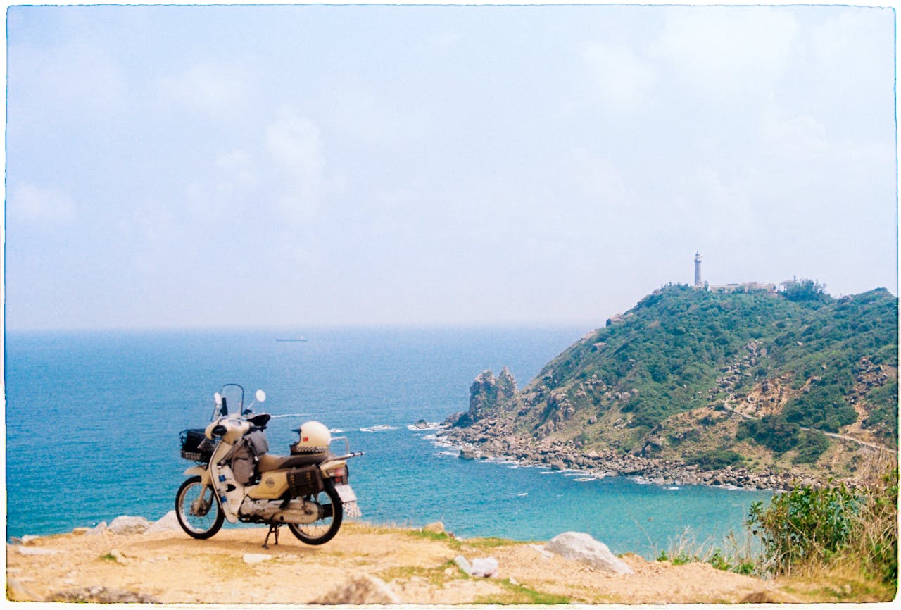 Capture the vibrant beauty of Vietnam’s coastal heritage with your visa